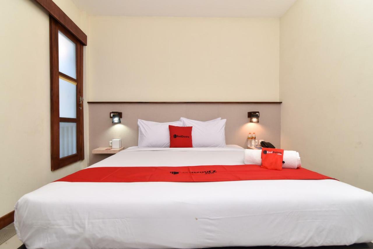 Reddoorz Near Legian Street Hotel Kuta  Ngoại thất bức ảnh